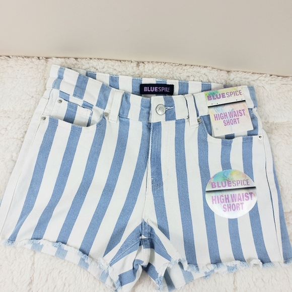 BLUE SPICE SHORT NWT SIZE 3 JUNIOR - Picture 3 of 9
